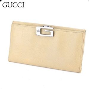 Gucci Beige Leather Long Wallet Hook Mark with Silver
Hardware AUTHENTIC